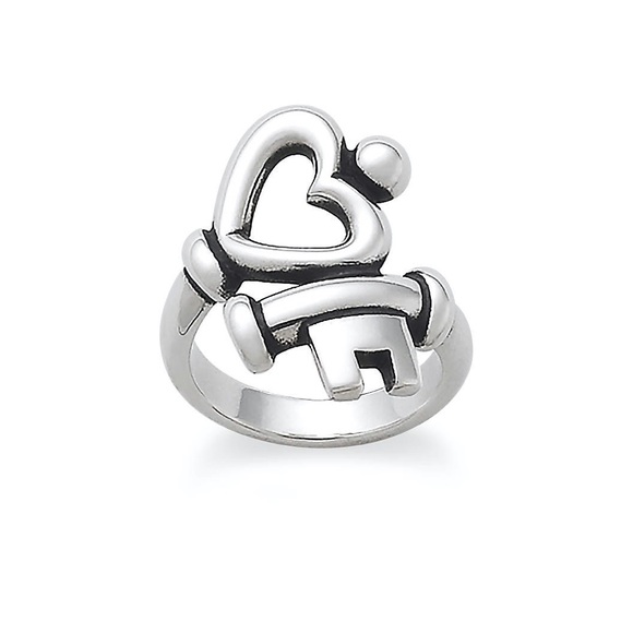 James Avery Jewelry - ✨James Avery✨ Key to My Heart Ring